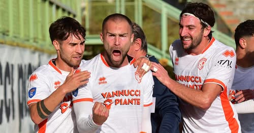 Click sulla foto per leggere l'articolo